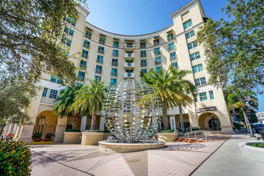 610 Clematis West Palm Beach | Condo Living & Buyer Guid