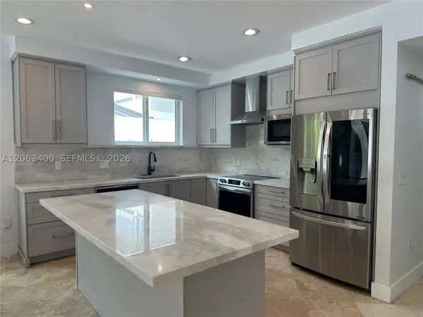 3160 Matilda St #3160