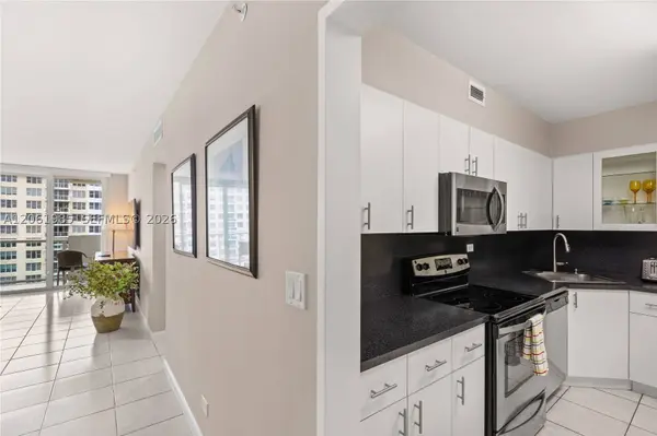5601 Collins Ave #1216, Miami Beach, FL 33140
