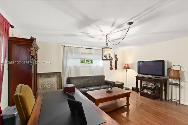 6315 Maynada St, Coral Gables, FL 33146