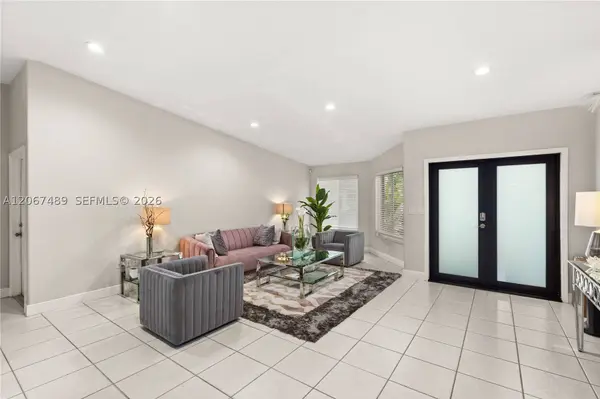 9840 NW 28th Ter, Doral, FL 33172