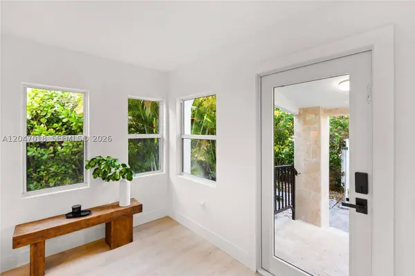3616 SW 26th St, Miami, FL 33133