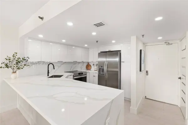 2625 Collins Ave #1606, Miami Beach, FL 33140