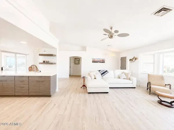 3340 POCAHONTAS Drive, Lake Havasu City, AZ 86404