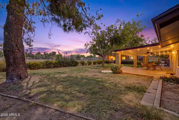 4835 W PORT AU PRINCE Lane, Glendale, AZ 85306