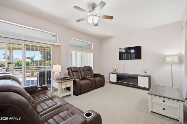 15107 W LAS BRIZAS Lane, Sun City West, AZ 85375