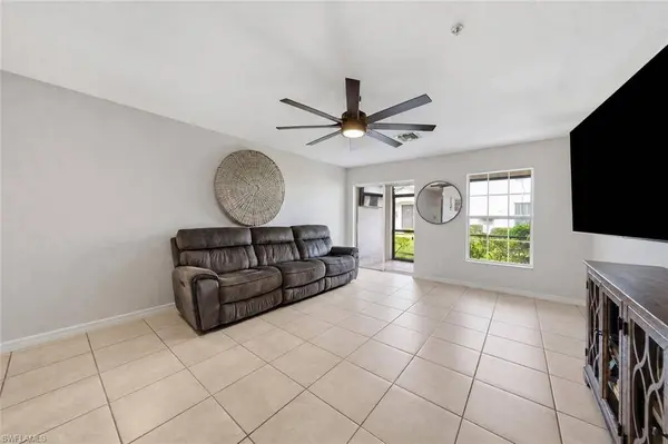 9097 Gervais CIR #1808, Naples, FL 34120