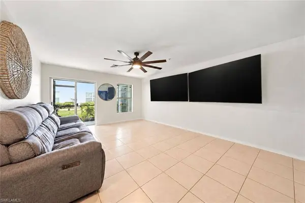 9097 Gervais CIR #1808, Naples, FL 34120