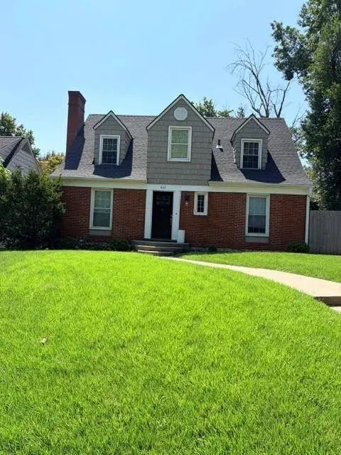 601 E 69 ST