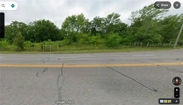 16204 W 59th TER, Shawnee, KS 66217
