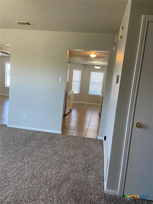 4102 Waterproof DR, Killeen, TX 76549