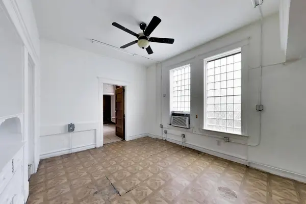 2625 S Central Park AVE, Chicago, IL 60623