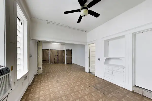2625 S Central Park AVE, Chicago, IL 60623