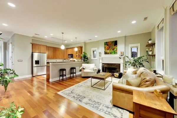 4110 N Western AVE #4N, Chicago, IL 60618