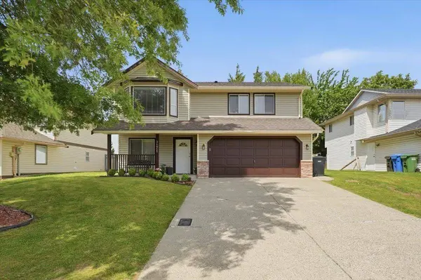 31015 Upper Maclure RD, Abbotsford, BC V2T 5J5