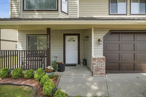 31015 Upper Maclure RD, Abbotsford, BC V2T 5J5