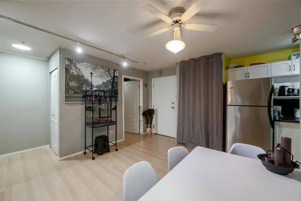 2958 Trethewey ST #307, Abbotsford, BC V2T 6P6