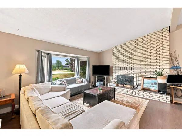 10425 YOUNG ROAD|Fairfield Island, Chilliwack, BC V2P8C4