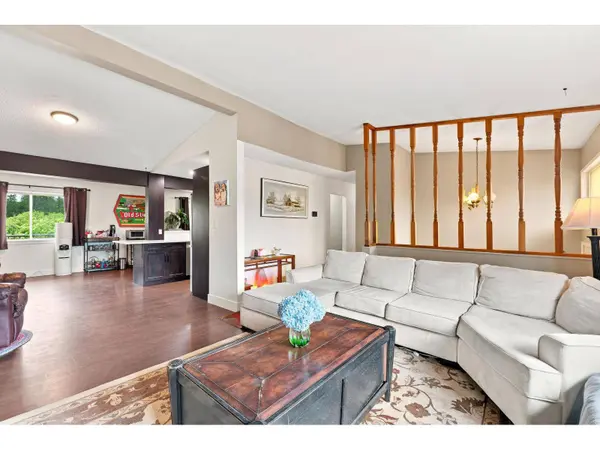 10425 YOUNG ROAD|Fairfield Island, Chilliwack, BC V2P8C4