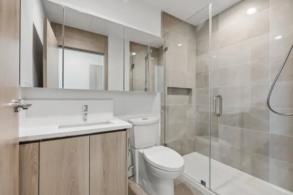 10750 135a ST #2908, Surrey, BC V3T 0V4