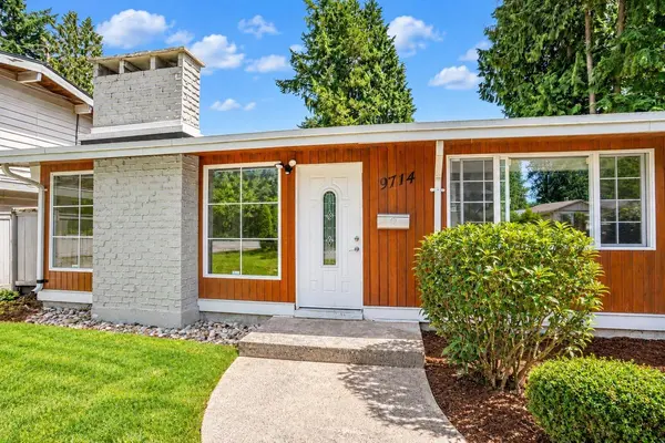 9714 131 ST, Surrey, BC V3T 3P3