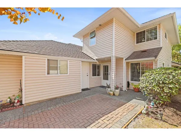 12163 68 AVE #109, Surrey, BC V3W1H2
