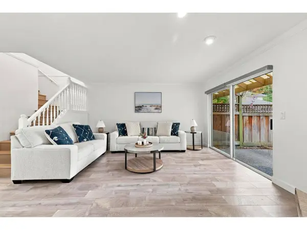 12163 68 AVE #109, Surrey, BC V3W1H2