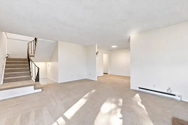 10511 HOLLY PARK LANE, Surrey, BC V3R6X8