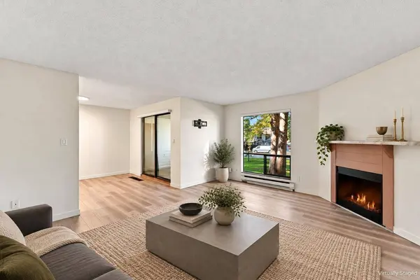 14803 HOLLY PARK LANE, Surrey, BC V3R6Y1