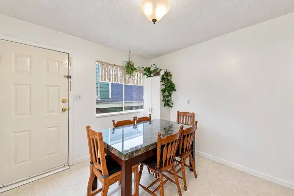 8182 116 STREET, Delta, BC V4C5T9