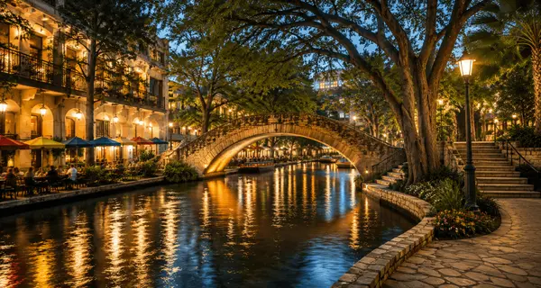 SAN ANTONIO RIVERWALK
