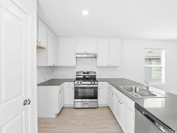 13931 WOOL PARK, San Antonio, TX 78252-4618