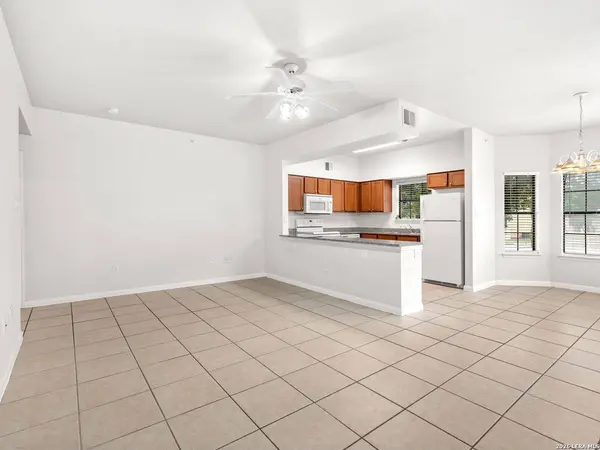 6160 Eckhert, San Antonio, TX 78240
