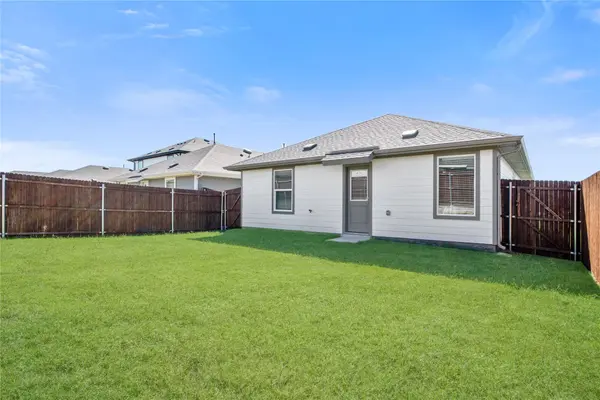 5504 Corduroy RD, Denton, TX 76249