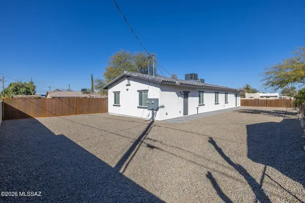 3044 N Estrella Ave #B