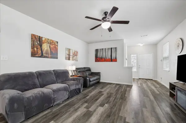 23659 Rainbow Eucalyptus DR, Spring, TX 77373
