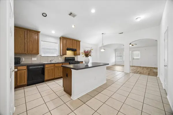 9211 Sunlit Park DR, Humble, TX 77396