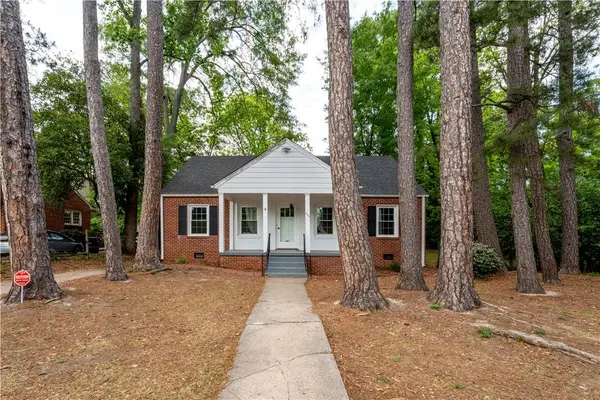 308 W Fredericks ST
