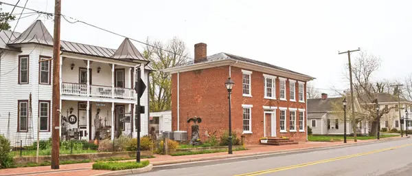 225-0030_Gordonsville_HD_2023_Streetscape_VLR_Online-scaled-1