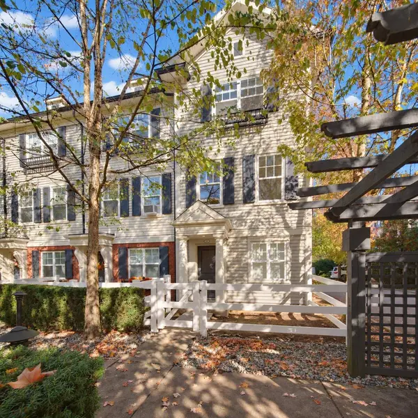 2495 Davies AVE #43