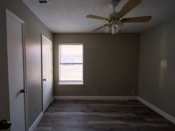 6936 Cedar Knoll DR, Dallas, TX 75236