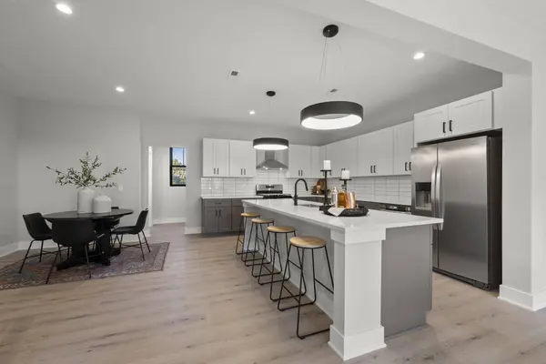 537 W Chapel Street, Columbus, OH 43215