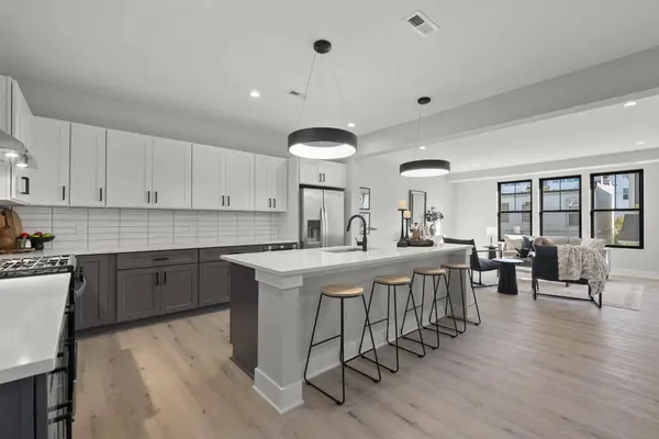 537 W Chapel Street, Columbus, OH 43215