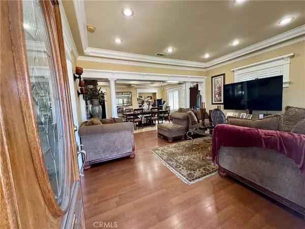1758 W 51st ST, Los Angeles, CA 90062