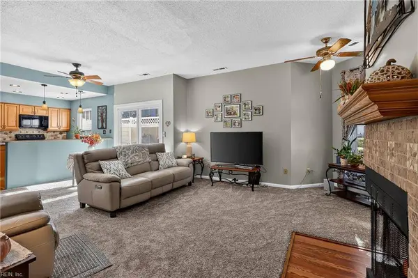 3637 Essex Pond QUAY, Virginia Beach, VA 23462