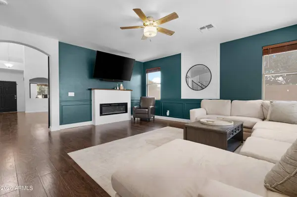 38408 N Dena Court, San Tan Valley, AZ 85140