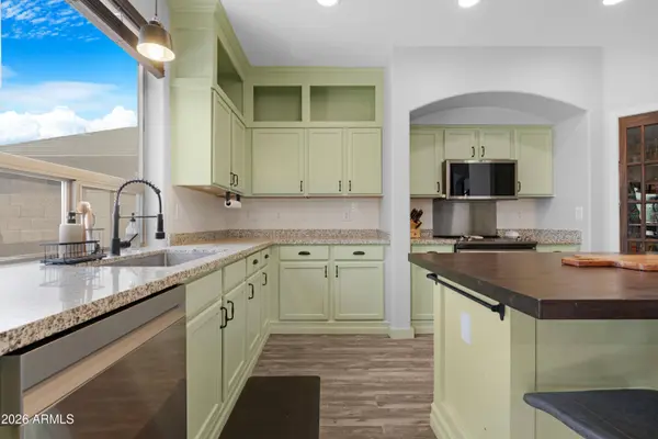 38408 N Dena Court, San Tan Valley, AZ 85140