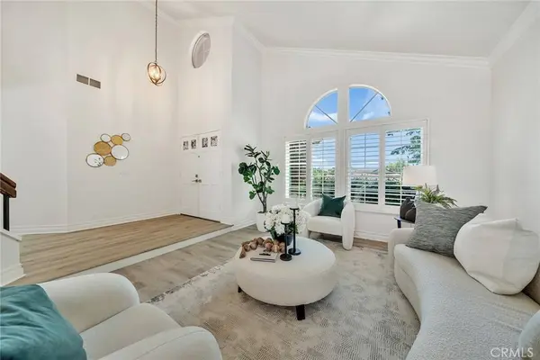 919 W 14th st, Upland, CA 91786