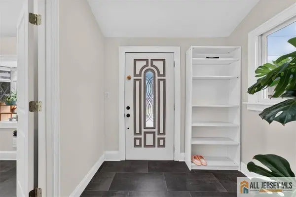 59 Lloyd ST, Edison, NJ 08817