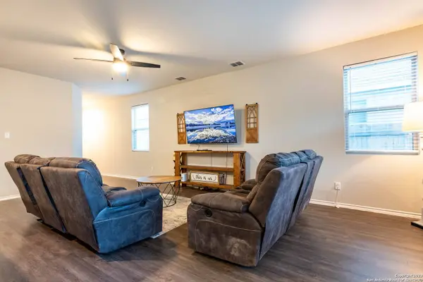 10428 GREEN PR, San Antonio, TX 78223